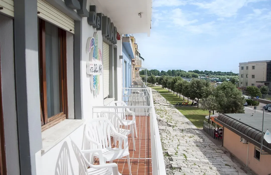 Hotel Del Mar-1
